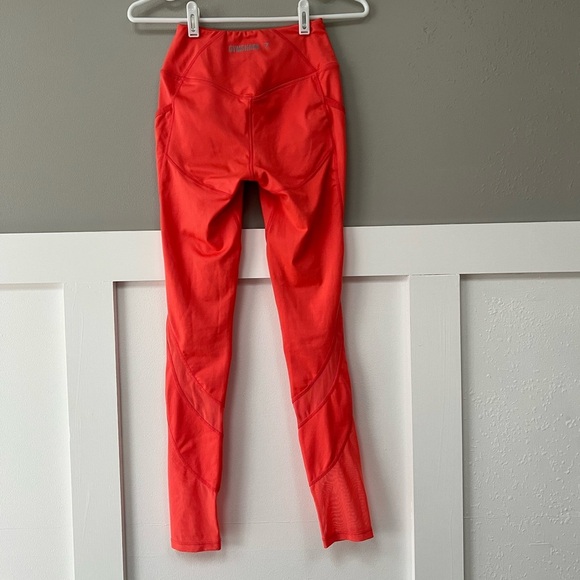 Gymshark Sleek Sculpture Leggings 2.0 in Intense Coral - Picture 4 of 8